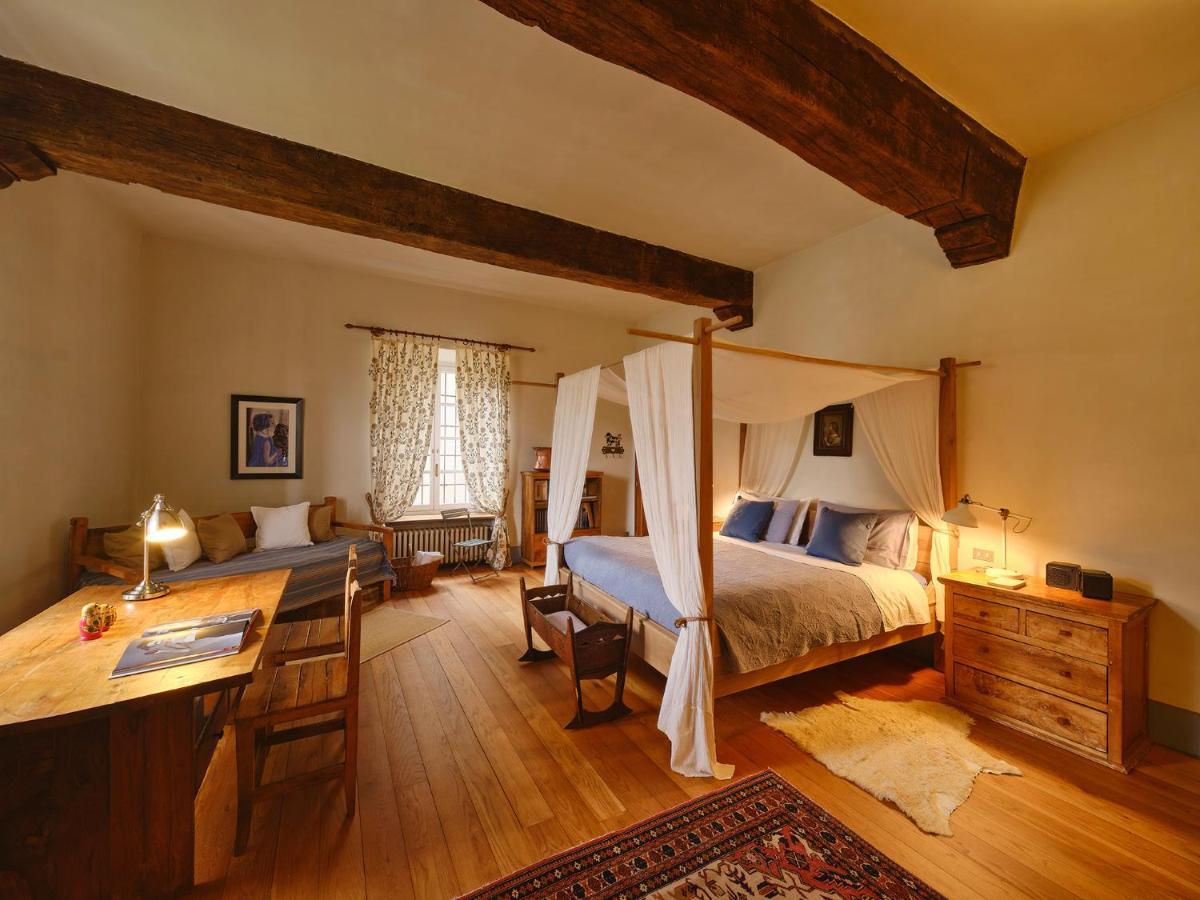 Il Castello Di Tassara Bed & Breakfast ภายนอก รูปภาพ