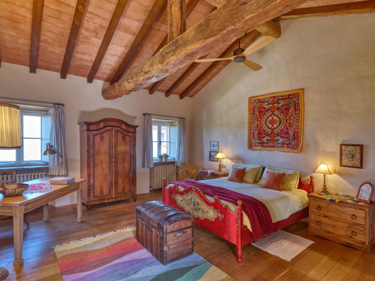 Il Castello Di Tassara Bed & Breakfast ภายนอก รูปภาพ