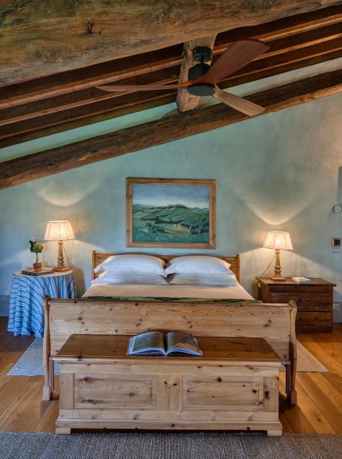 Il Castello Di Tassara Bed & Breakfast ภายนอก รูปภาพ