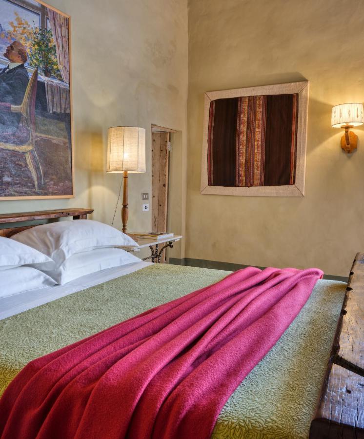 Il Castello Di Tassara Bed & Breakfast ภายนอก รูปภาพ